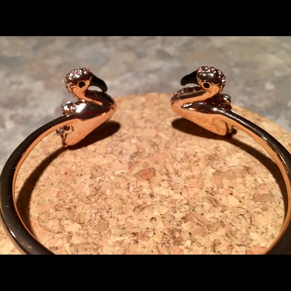 Kate Spade ♠️ Pink Pave Crystal Flamingo Bracelet - Picture 7 of 7